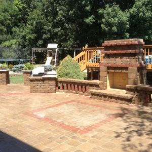 County Materials paver patio using varied colors and materials allowing for creative patterns and borders to be added.